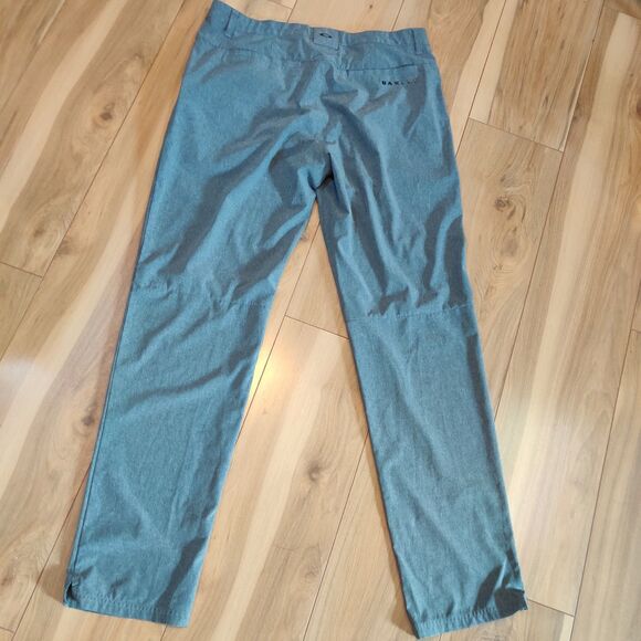 Oakley Golf Pants Men TAG 36x34 (34X33) Gray Wicking Performance Stretch - Picture 9 of 16
